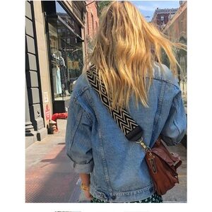 The Classic Salt Crossbody - Zoe